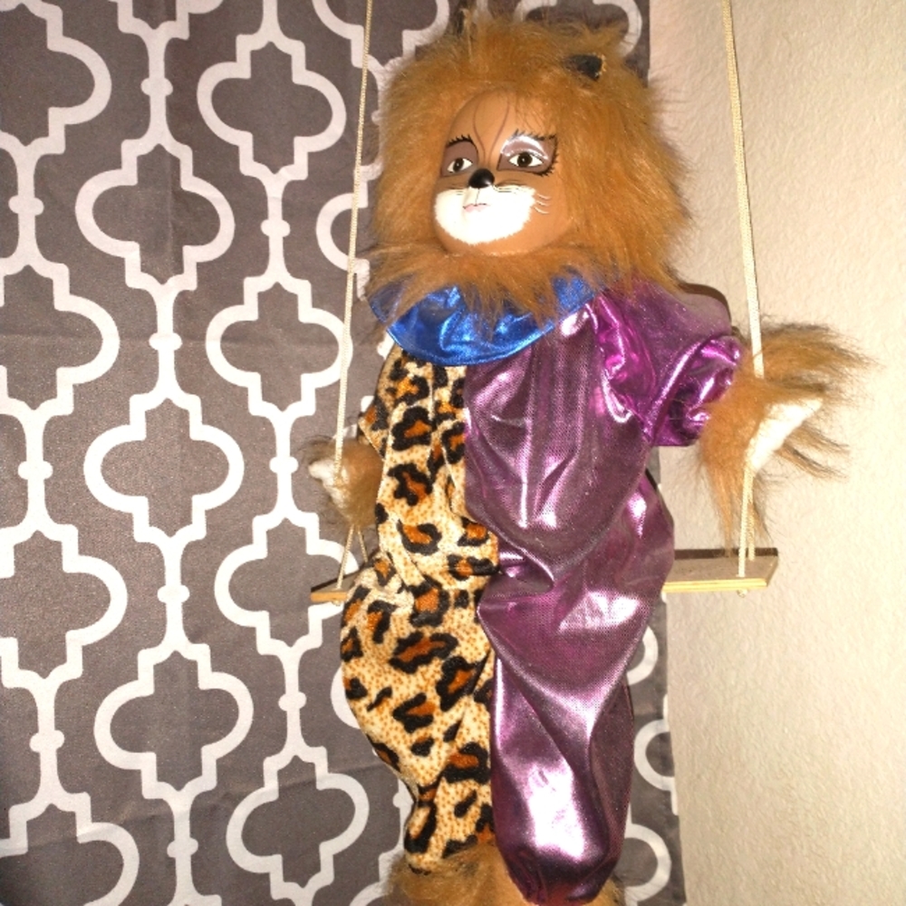 A Cat, from the Broad Way play Cats